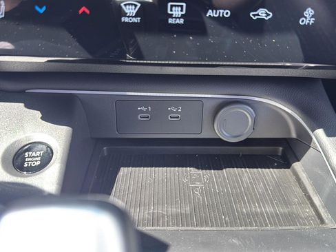 New 2026 Nissan Sentra SV FWD image 18