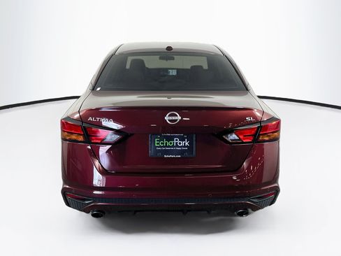Used 2024 Nissan Altima 2.5 SL FWD image 7