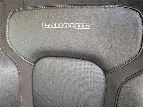 Used 2023 RAM 1500 Laramie AWD/4WD image 13