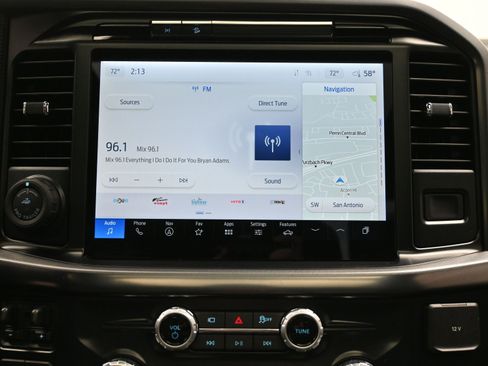 Used 2025 Ford F150 Platinum w/ Equipment Group 702A High image 29