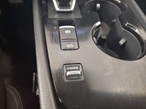 Used 2024 Nissan Rogue SV FWD image 28