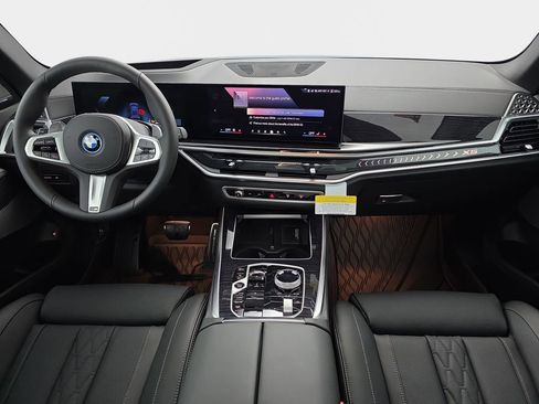 New 2026 BMW X5 xDrive50e w/ Executive Package image 10