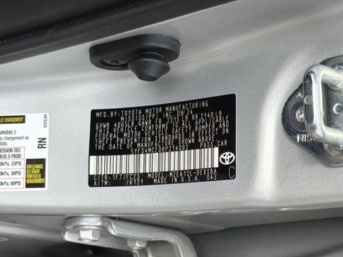 Certified 2024 Toyota Corolla SE image 32