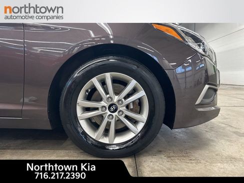 Used 2017 Hyundai Sonata SE FWD image 31