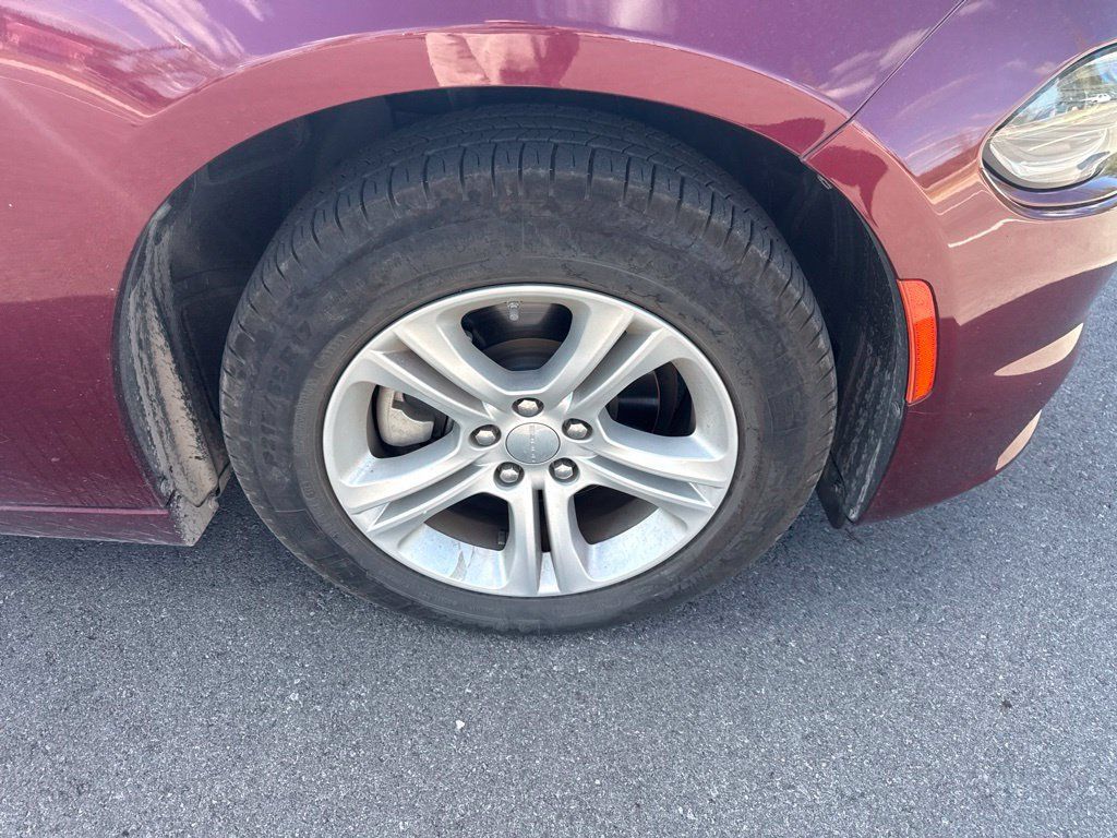Used 2023 Dodge Charger SXT RWD image 10