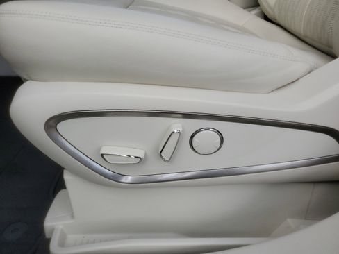 Used 2019 Lincoln Nautilus Black Label image 16