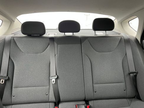 Used 2025 Kia K4 LXS image 38