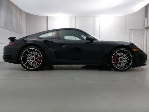 Certified 2019 Porsche 911 Turbo image 8