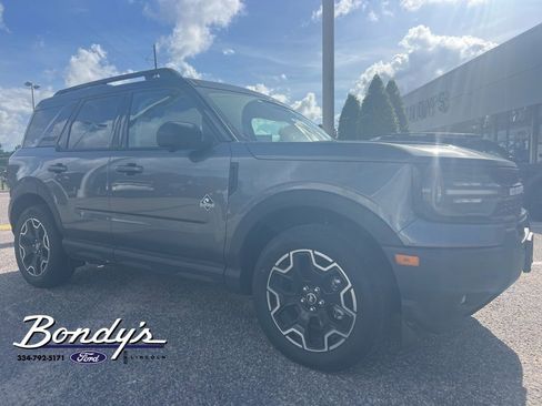 Used 2025 Ford Bronco Sport Outer Banks w/ Outer Banks Tech Package+ AWD/4WD image 5