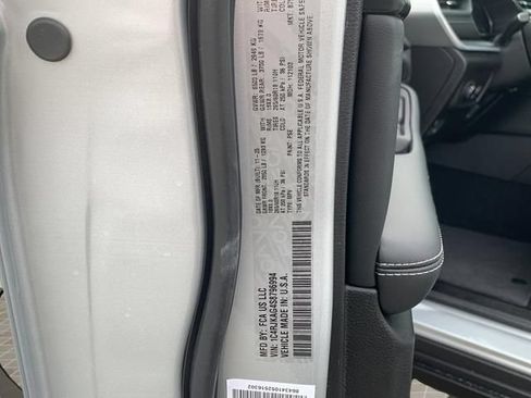 Used 2025 Jeep Grand Cherokee L Laredo AWD/4WD image 48