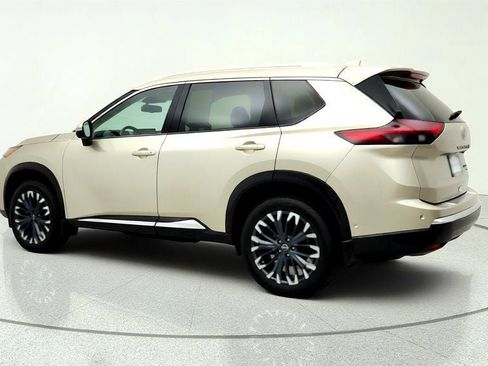 Used 2024 Nissan Rogue Platinum w/ Platinum Premium Package AWD/4WD image 7