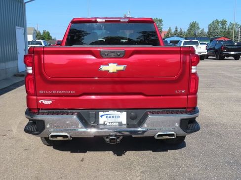 Used 2022 Chevrolet Silverado 1500 LTZ AWD/4WD image 9