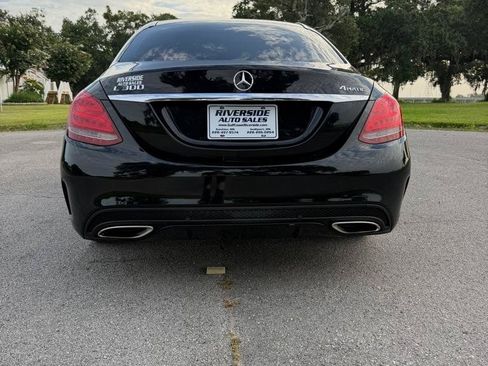 Used 2015 Mercedes-Benz C 300 4MATIC Sedan image 4