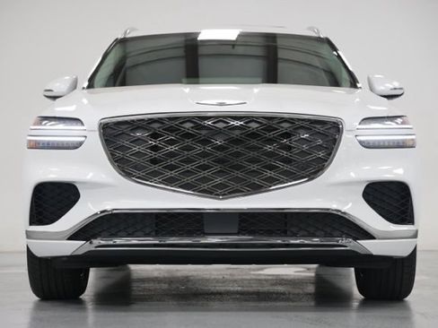New 2026 Genesis GV70 2.5T Select AWD/4WD image 2