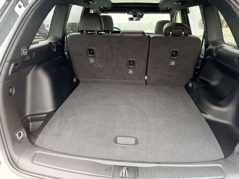 New 2025 Jeep Grand Cherokee Limited w/ Trailer Tow Package image 7