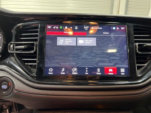 Used 2025 Dodge Durango GT image 38