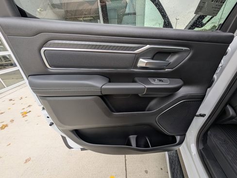 New 2026 RAM 1500 4x4 Crew Cab image 45