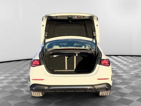 Certified 2025 Mercedes-Benz E 350 4MATIC Sedan image 4