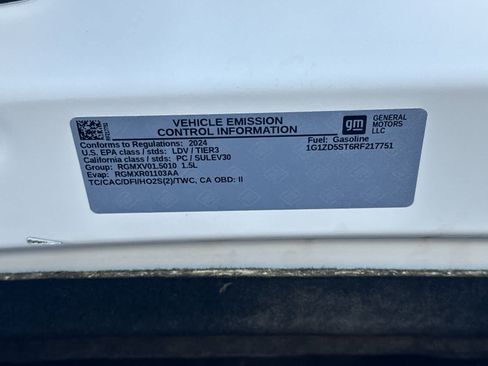 Used 2024 Chevrolet Malibu LT FWD image 29