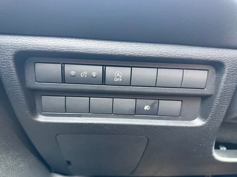 New 2026 Mitsubishi Outlander ES image 21