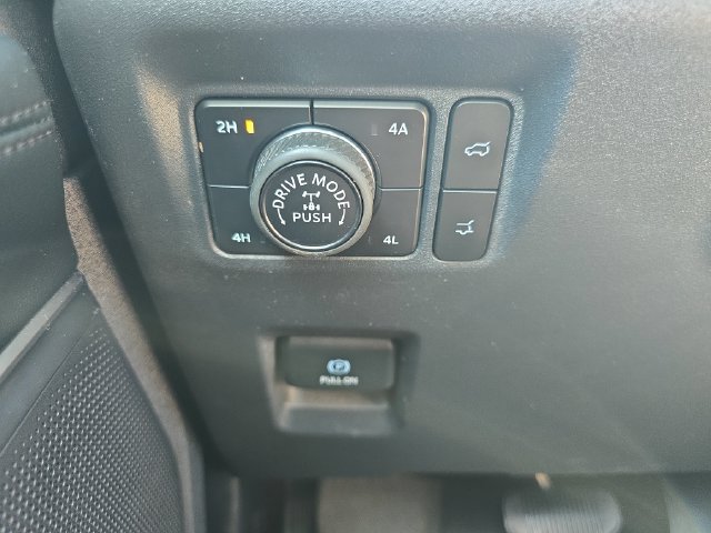 Certified 2026 Ford Expedition Tremor AWD/4WD image 32