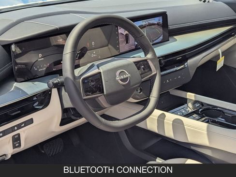 New 2025 Nissan Murano SL image 13