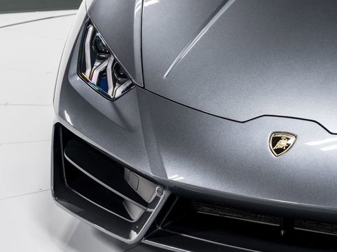 Used 2018 Lamborghini Huracan LP 580-2 image 39