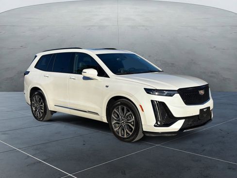 Used 2021 Cadillac XT6 Sport AWD/4WD image 7