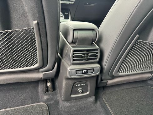 Used 2023 Audi Q4 e-tron Prestige w/ Black Optic Package image 6