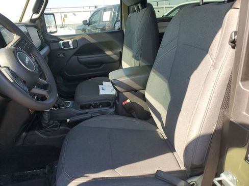 Used 2025 Jeep Wrangler Sport image 14