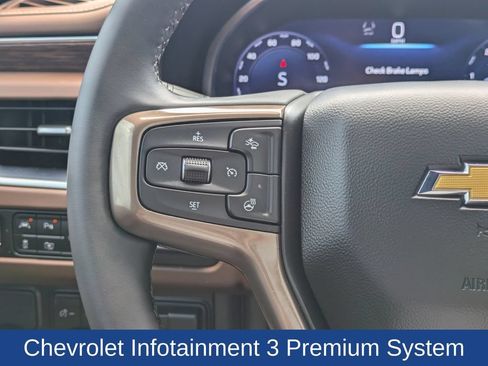 Used 2024 Chevrolet Tahoe High Country w/ Premium Package RWD image 27