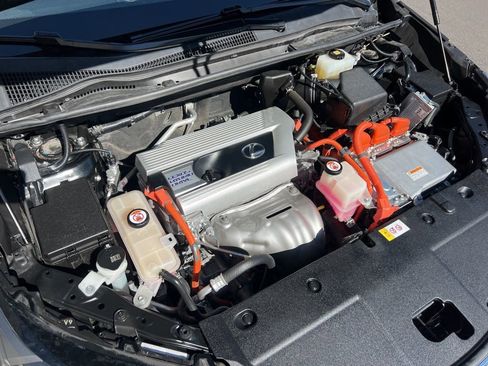 Used 2018 Lexus NX 300h AWD image 30