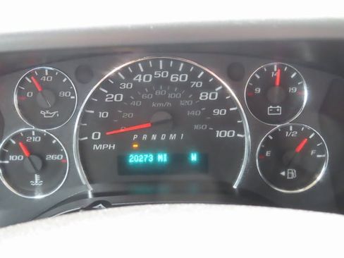 Used 2025 Chevrolet Express 3500 LT image 29