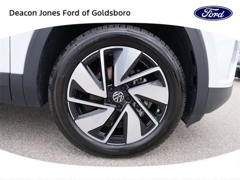 Used 2024 Volkswagen Atlas SE image 10