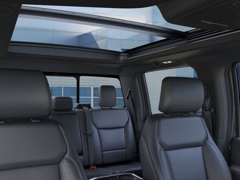 New 2025 Ford F150 Lariat w/ Equipment Group 502A High image 22