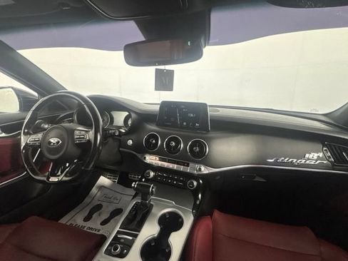Used 2018 Kia Stinger GT1 AWD/4WD image 27