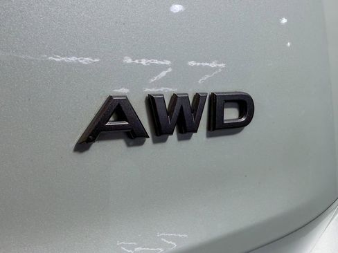 Certified 2025 Nissan Rogue S AWD/4WD image 10