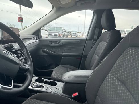 Used 2024 Ford Escape Active AWD/4WD image 30