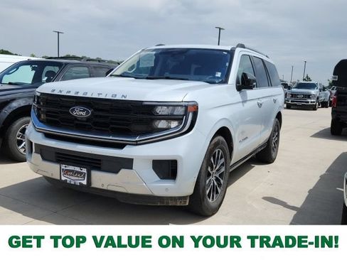 Used 2025 Ford Expedition Platinum AWD/4WD image 1