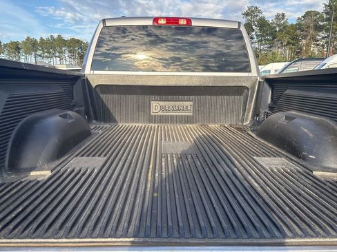 Used 2024 RAM 1500 Classic SLT AWD/4WD image 13
