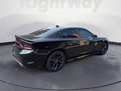 Used 2022 Dodge Charger R/T w/ Plus Group RWD image 5