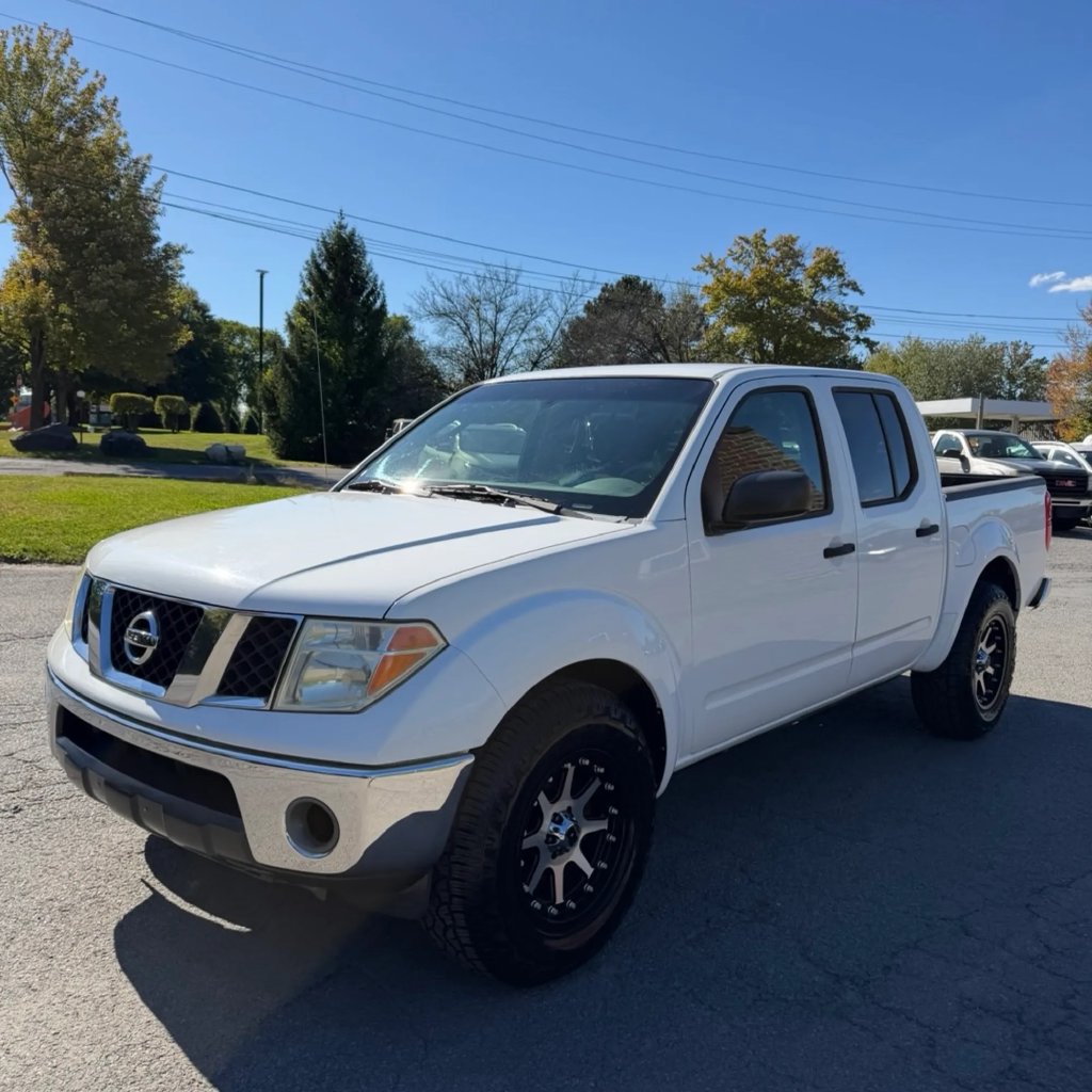 Used 2008 Nissan Frontier SE w/ SE Value Truck Pkg RWD image 1