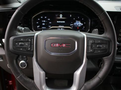 Used 2024 GMC Sierra 1500 SLT image 12