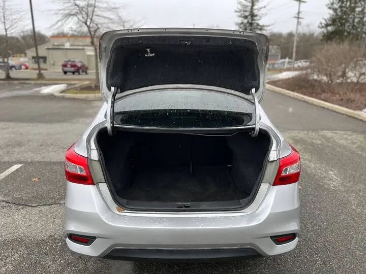 Used 2019 Nissan Sentra S FWD image 13