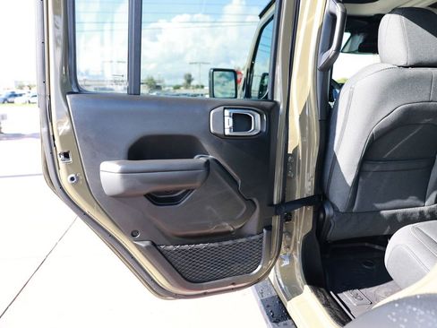New 2026 Jeep Wrangler Unlimited Sport AWD/4WD image 31
