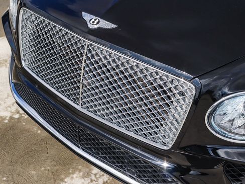 Used 2021 Bentley Bentayga image 8