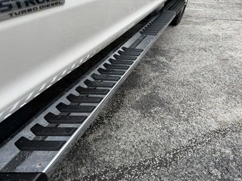 Used 2018 Ford F350 Lariat w/ Lariat Ultimate Package AWD/4WD image 10