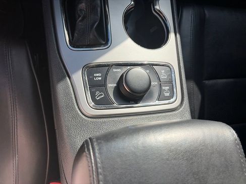 Certified 2020 Jeep Grand Cherokee High Altitude AWD/4WD image 31