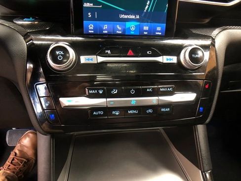 Certified 2021 Ford Explorer ST w/ Equipment Group 401A image 18