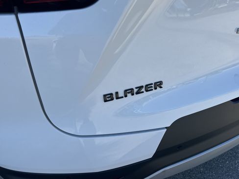 New 2026 Chevrolet Blazer LT w/ Convenience Package image 9
